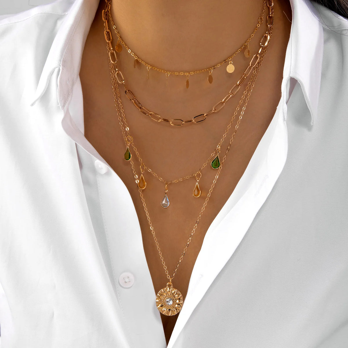 French Vintage Crystal Pendant Necklace⁠