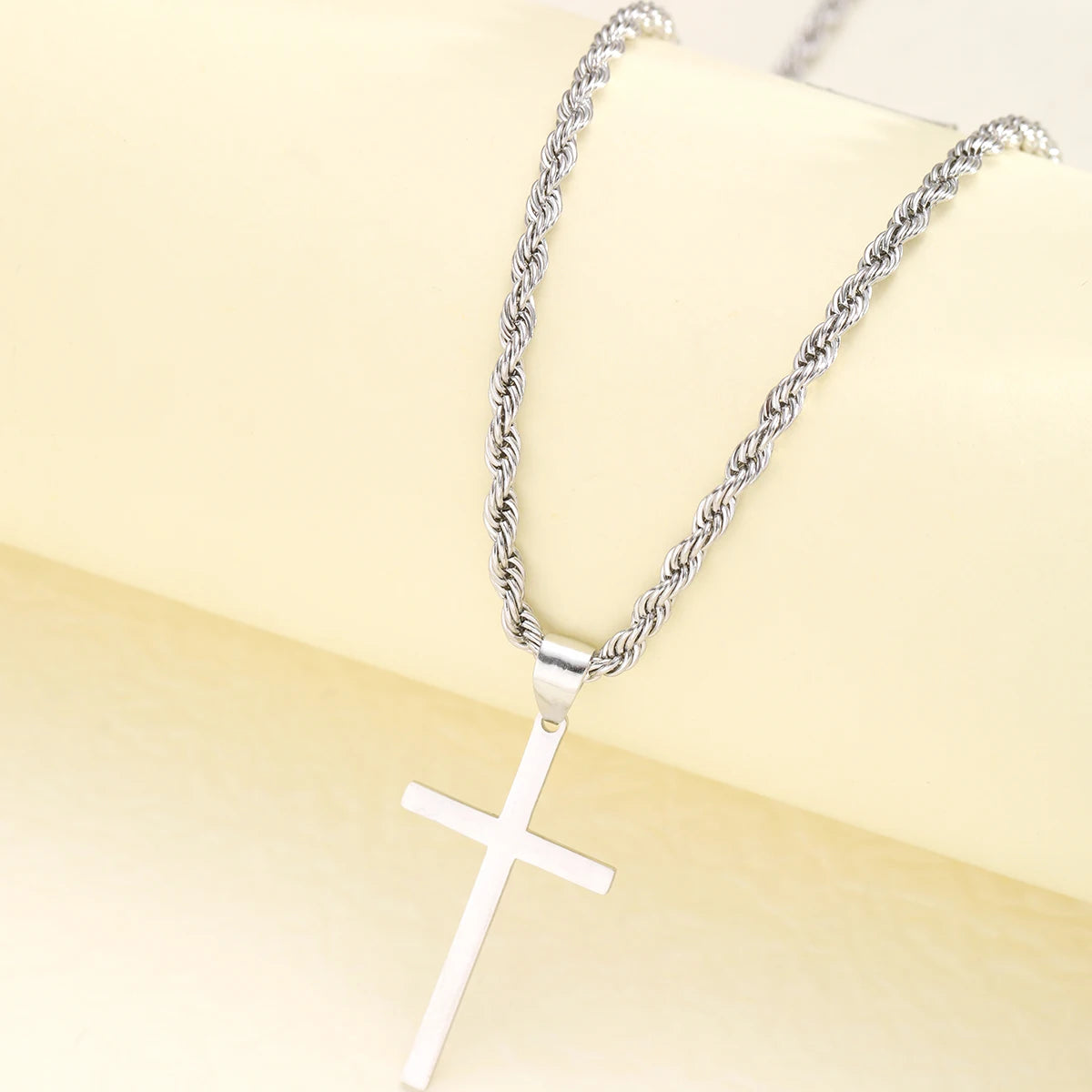 Minimalist Gold Cross Pendant Necklace⁠