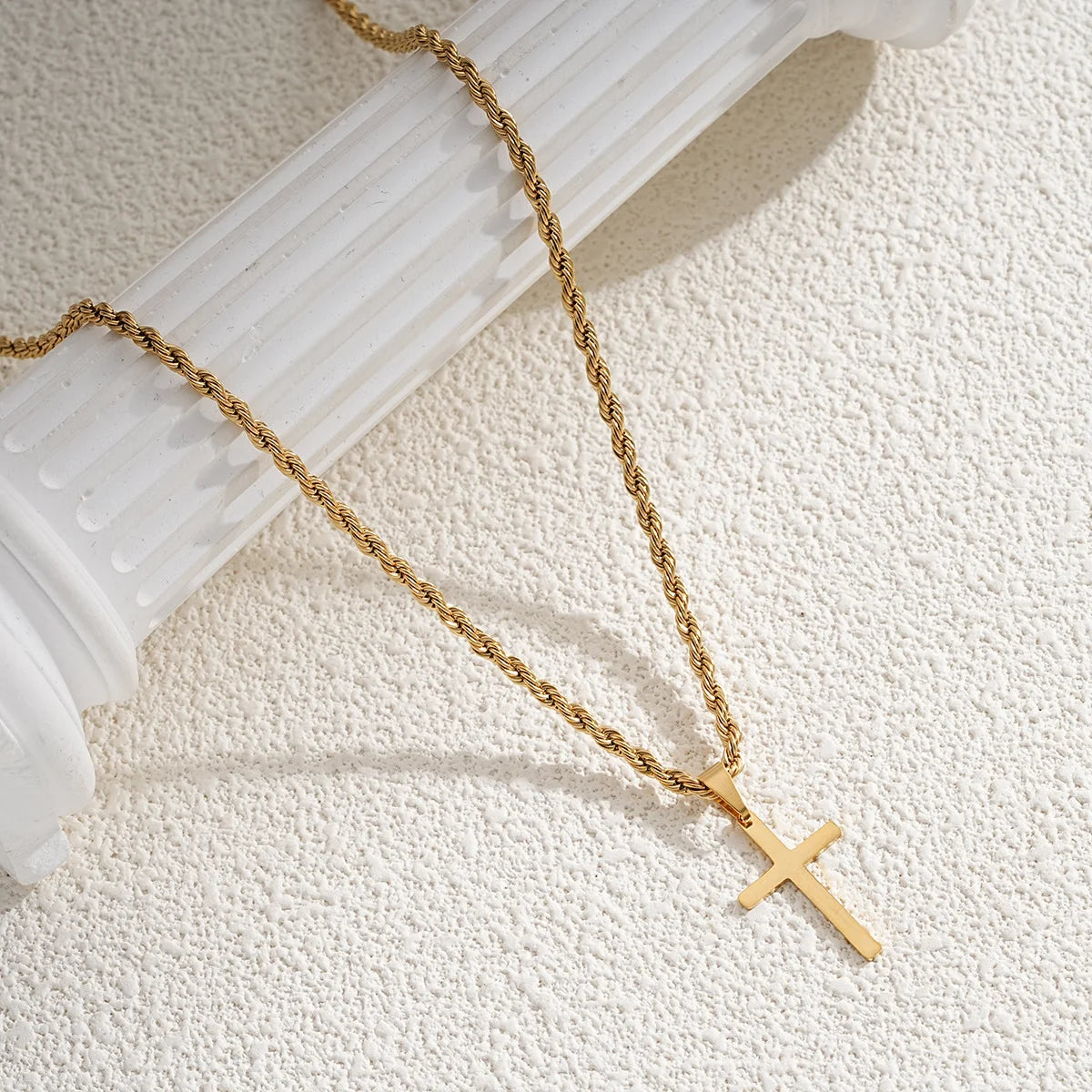 Minimalist Gold Cross Pendant Necklace⁠