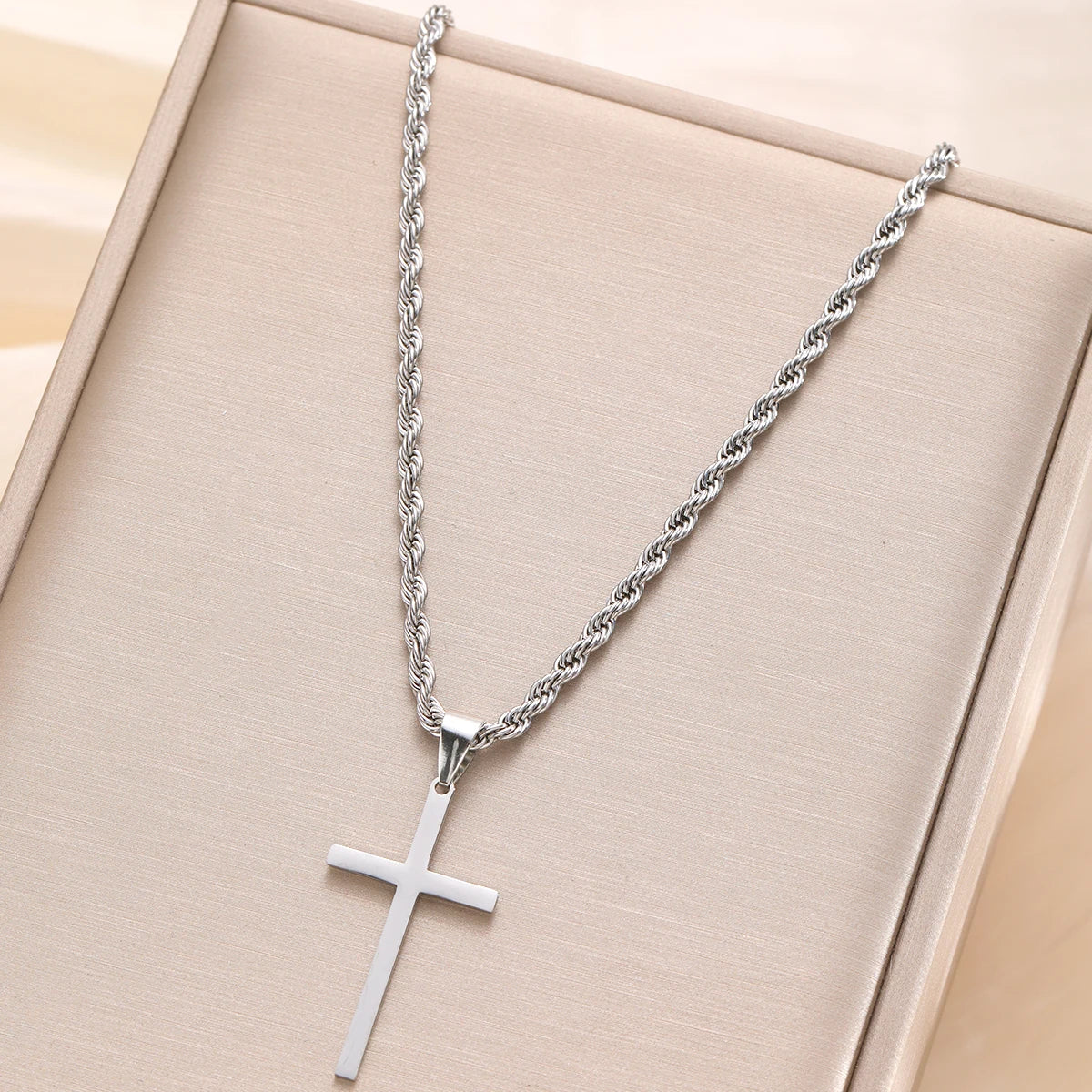 Minimalist Gold Cross Pendant Necklace⁠